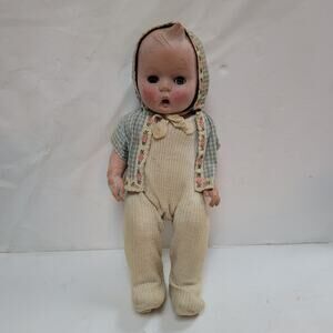 Vintage vinyl hummel doll 3pc clothing set bonnet jumper sweater Moving eyes